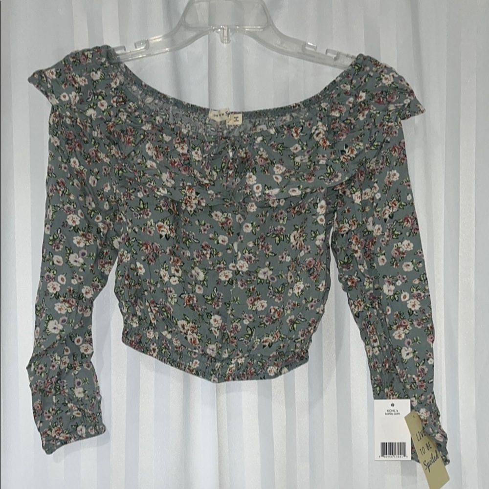 NWT Green Floral Off-Shoulder Women's Crop Top w/ Long Sleeved